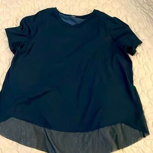 Lululemon blue green top size 4